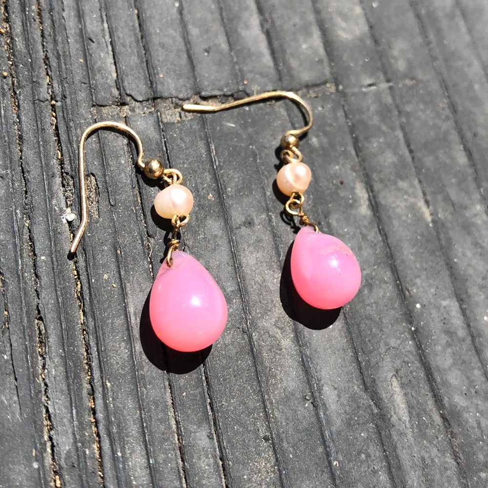 Pink milk glass and pearl drop earrings